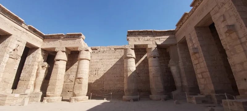 Luxor Tours: Tour To Nobles, Deir el-Medina And Habu Temple